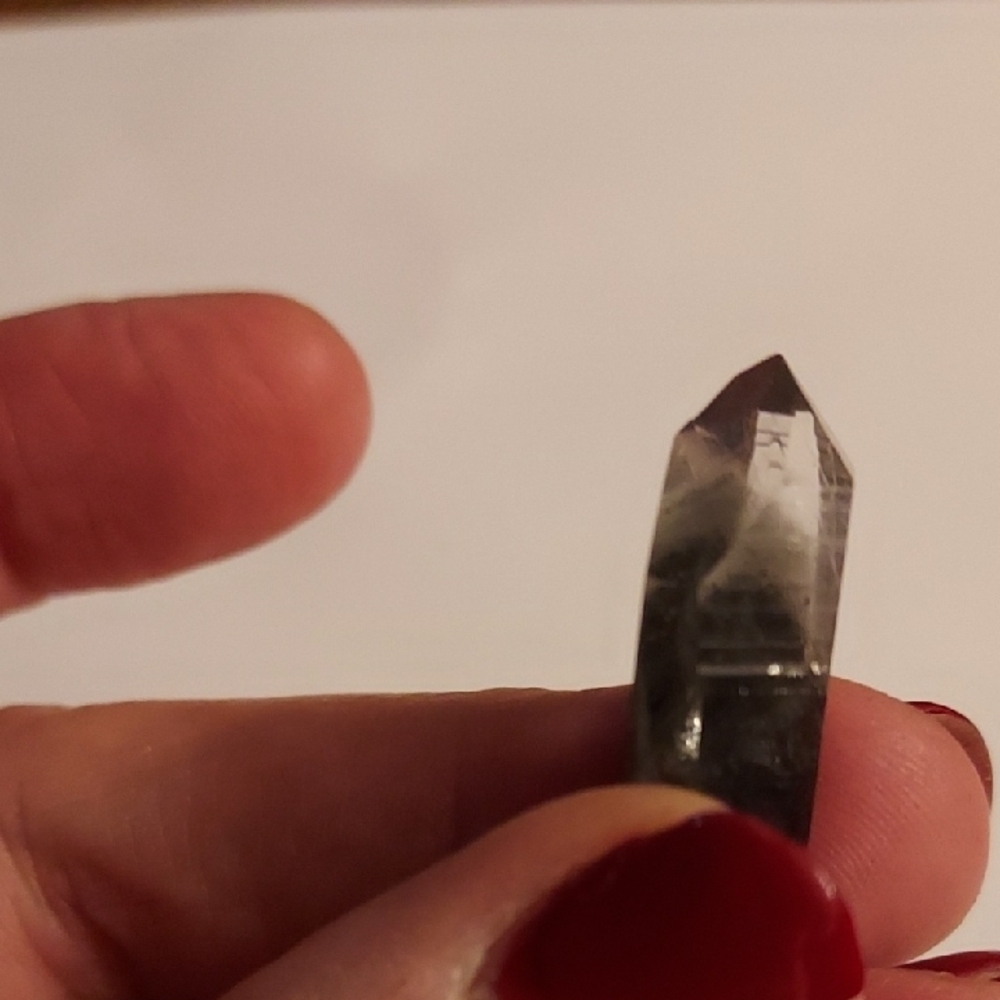 Quartz Crystal Black Phantom Point